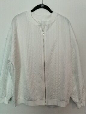 White Cable Knit Style Zip-Front Jacket